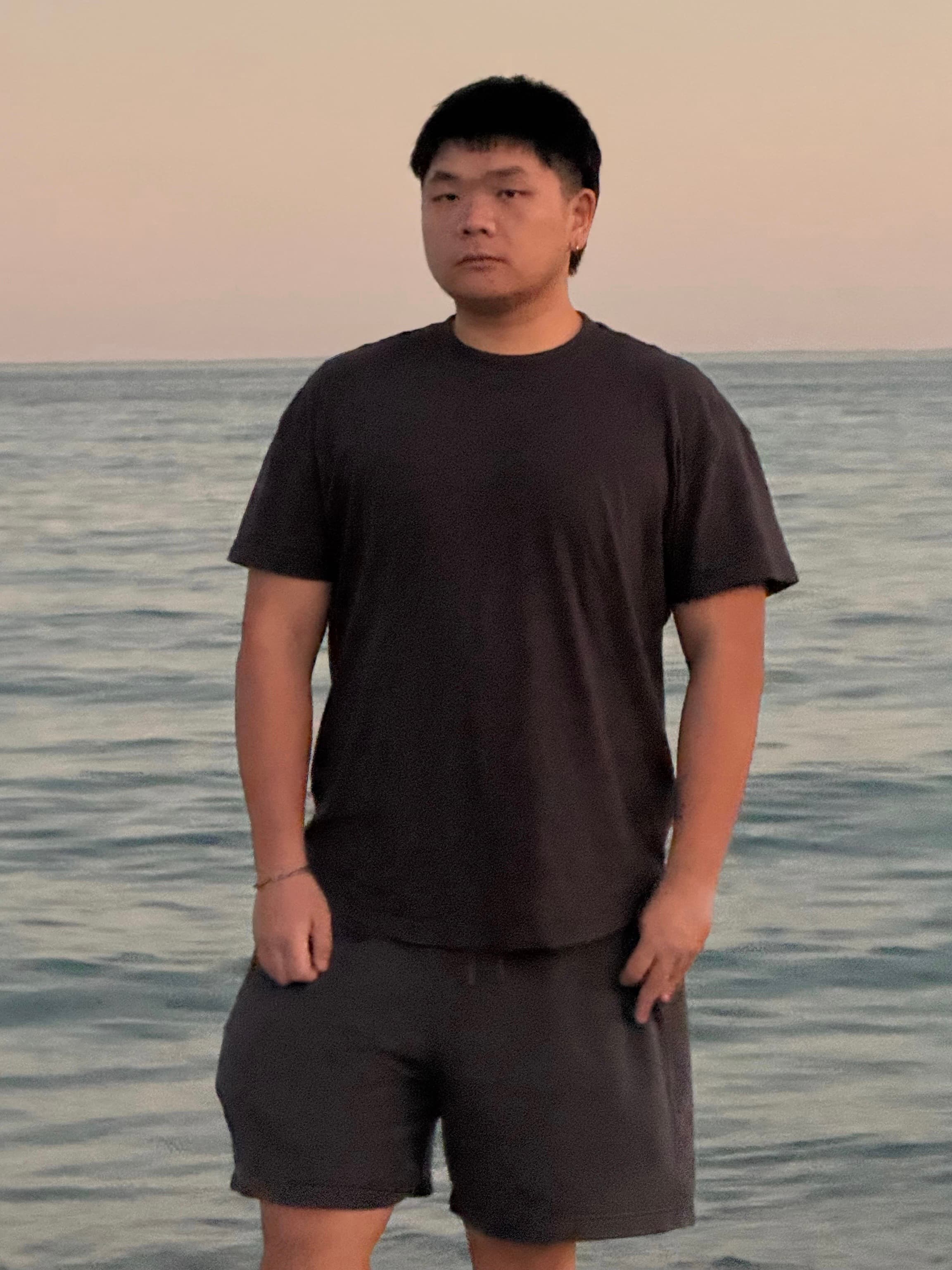 Portrait of Xuebin Dong (he/him)